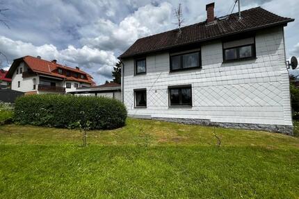 Sofort bezugsfrei! Gepflegtes Einfamilienhaus mit viel Platz und - Schotten