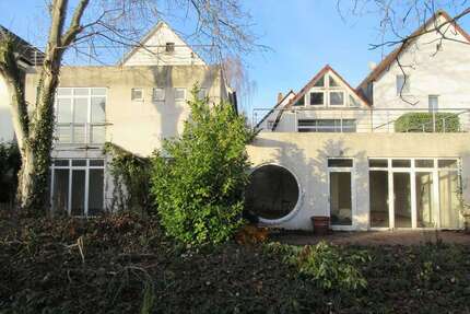 Haus zum Kaufen in Reinheim 550.000,00 € 250 m²