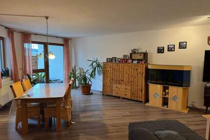 Moderne Terrassenwohnung - 239.000,00&nbsp;EUR Kaufpreis, ca.&nbsp; 95,00&nbsp;m&sup2;&nbsp;Wohnfl&auml;che in Ellingen (PLZ: 91792)