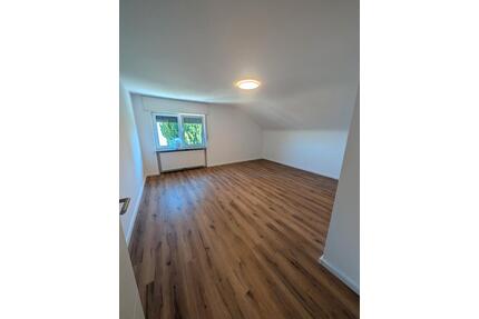 Helle 5-Z-DG-Wohnung ruhige Lage – viel Platz für Familie & HO - Karlsruhe Wettersbach