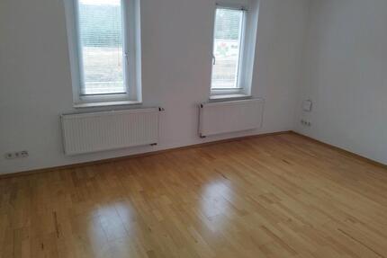 Zwei separate Zweiraumwohnungen zusammen Vermietet - Freital