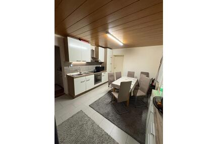 Vermiete eine 4 Zimmer Wohnung - 950,00&nbsp;EUR Kaltmiete, ca.&nbsp; 85,00&nbsp;m&sup2; in Dingolfing (PLZ: 84130)