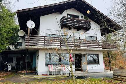 Haus zum Kaufen in Thurmansbang 210.000,00 € 220 m²