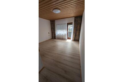 AppartmentCharmantes 1-Zimmer-Appartement mit Balkon und Gemeinsc - Helmenzen