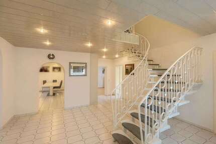 Haus zum Kaufen in Hamm 399.000,00 € 199.01 m²