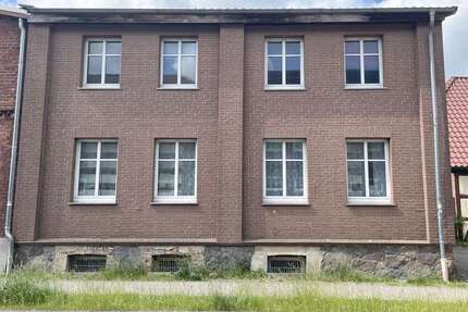 Haus zum Kaufen in Grabow 138.000,00 € 140 m²