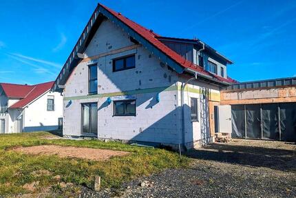 Großzügiges Einfamilienhaus mit GarageWerkstatt *NEUBAU* - Hünfeld