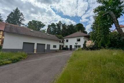 Haus zum Kaufen in Rauischholzhausen 365.000,00 € 140 m²