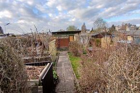 Kleingarten - 700,00&nbsp;EUR Kaltmiete, ca.&nbsp; 0,00&nbsp;m&sup2; in Oelsnitz (Erzgebirge) (PLZ: 09376)