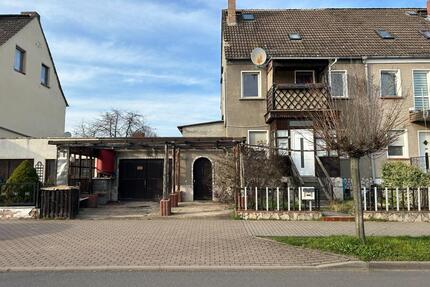 Doppelhaushälfte mit Poolhaus und großem Garten - Greußen