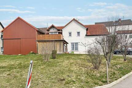 Haus zum Kaufen in Tiefenbach 198.000,00 € 165.02 m²