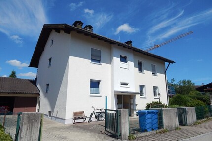 Attraktives Mehrfamilienhaus mit 6 Wohneinheiten & stabilem Mietertrag in 83404 AinringFeldkirchen