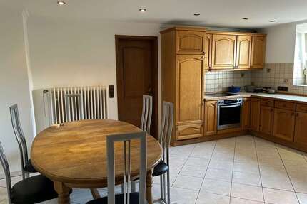 Haus zum Mieten in Dockendorf 1.350,00 € 172 m²