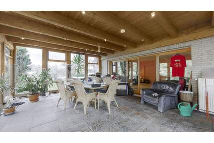 OPEN HOUSE: Zweifamilienhaus mit Wintergarten in Bissendorf