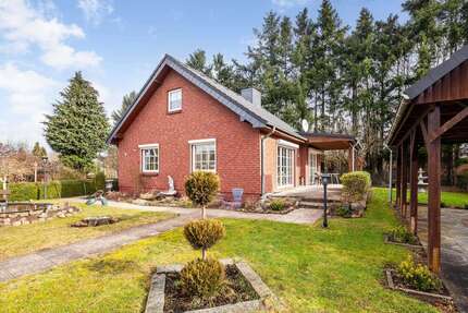 Haus zum Kaufen in Mustin 320.000,00 € 74 m²