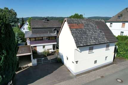 Haus zum Kaufen in Ehringshausen 372.750,00 € 208.79 m²