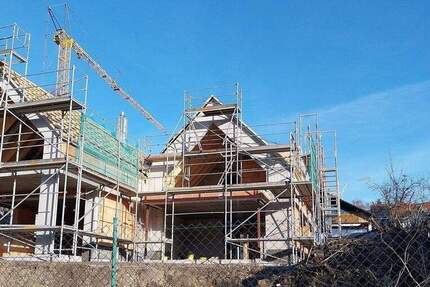 Einfamilienhaus in Weiler hochwertige Bauweise zu verkaufen Ruhige Lage mit unverbaubarer Sicht ins Grüne Fertigstellung Herbst 2026 - Moos