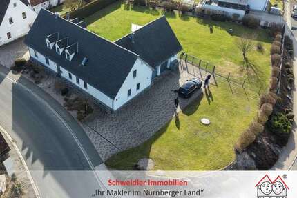 Haus zum Kaufen in Neuhaus 680.000,00 € 251.62 m²