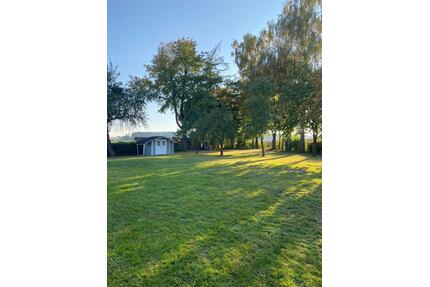 Bungalow, Einfamilienhaus in ländlicher Gegend - Hohenpolding