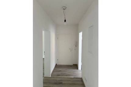 Stadtflair pur - sanierte 3-Zimmer-Wohnung zu sofort bezugsfertig - Salzgitter Lebenstedt