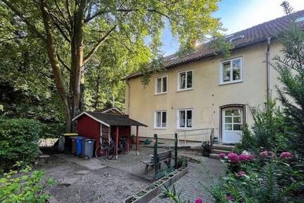 Ein Haus für ganz viel Leben! Mehrfamilienhaus mit individuellen Möglichkeiten in Osnabrück *Erbpacht*