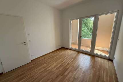 Wohnung zum Mieten in Crimmitschau 617,50 € 65 m²
