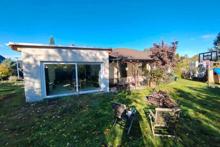 Einfamilienhaus im Bungalow-Stil in traumhafter Lage in Lostau - Möckern