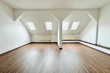 attraktive 2-Raum Dachgeschoss Wohnung ++ TOP ++ mit Charme in Schleußig, citynah! - Leipzig Altwest