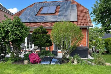Exklusive EG Wohnung, Kamin & Whirlpool, großer Garten, möbliertteilmöbliert in Hamburg