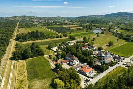 Haus zum Kaufen in Breisach am Rhein-Jägerhof 1.620.000,00 € 667 m²