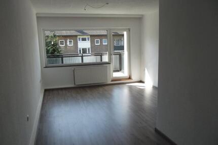 2 Zimmer Wohnung in 27749 Delmenhorst, von Privat!