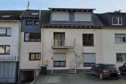 Haus zum Kaufen in Nalbach 599.000,00 € 344 m²