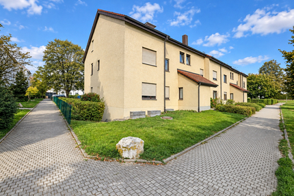 Ulm-Böfingen – renovierte 1-Zimmer-Whg. auf 40 m² mit neuer Einbauküche - Ulm / Böfingen