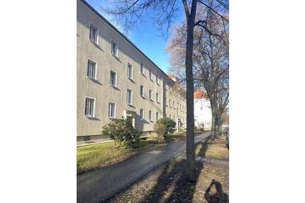 Wohnung zum Mieten in Zwickau 330,00 € 58 m²