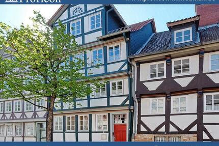 Chic Wohnen am Rande der Innenstadt: 3-Zimmer-Wohnung m. EBK, Duschbad u. Sonnenbalkon in Wolfenbüttel zu mieten!
