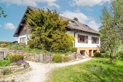 Familienparadies in ruhiger Randlage mit Sauna, Pool & Fernblick - Eckersdorf