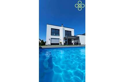 Haus zum Kaufen in Ahrensfelde 999.000,00 € 220 m²