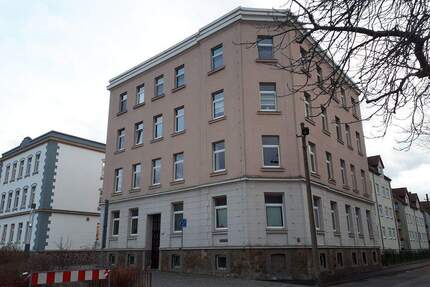 W2900 - 2R.Dachgeschoss-Wohnung am Poppitzer Platz - Riesa Altriesa