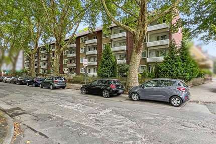 Haus zum Kaufen in Gelsenkirchen 2.300.000,00 € 1984 m²