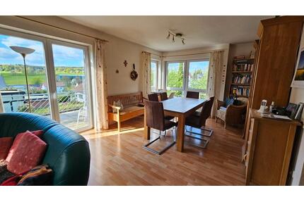 Doppelhaushälfte mit Garage in Oberschwarzach zu vermieten