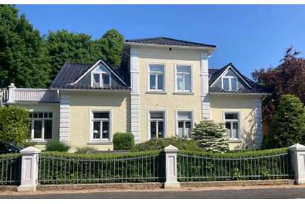 Haus zum Kaufen in Glückstadt 925.000,00 € 329 m²
