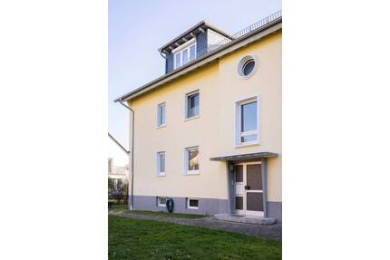 Gepflegte Wohnung im 1. Obergeschoss in Wieblingen mit schönem Balkon - Heidelberg