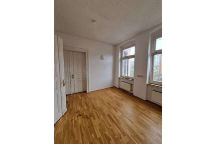 Wohnung zum Mieten in Halle (Saale) 200,00 € 14 m²