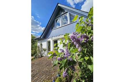 Haus zum Kaufen in Waldsolms 350.000,00 € 80 m²