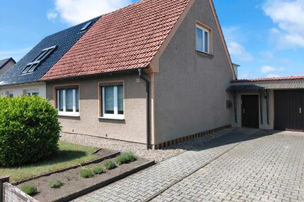 Doppelhaushälfte im Siedlungsgebiet - Barth
