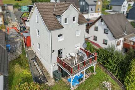 Haus zum Kaufen in Niederschelderhütte 239.000,00 € 180 m²
