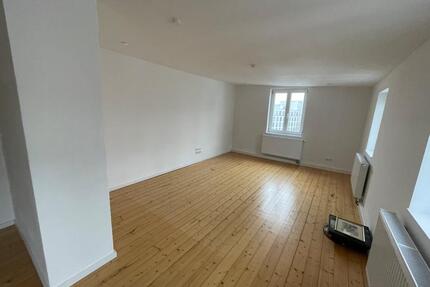2,5 Zimmer-Wohnung in der City - 900,00&nbsp;EUR Kaltmiete, ca.&nbsp; 84,00&nbsp;m&sup2; in Bayreuth (PLZ: 95444) City