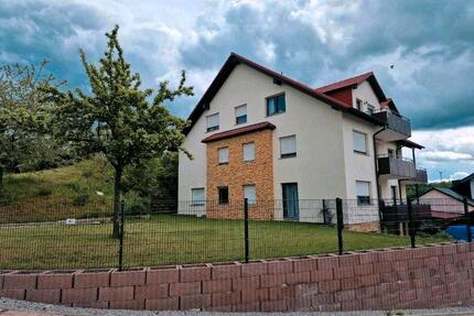 3 Zimmerwohnung top Lage Stimpfach mit Balkon u.Garage.