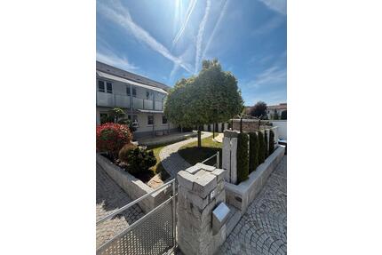 Modernes Designhaus mit Loftcharakter, Balkon, Garten - Backnang