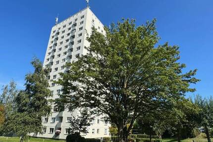 Gepflegte 2-Zimmer-Eigentumswohnung mit Balkon in 23560 Lübeck-Moisling